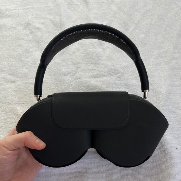 Apple AirPods Max – Space Gray — Excellent Condition (No Box/Cables, Case Includ - Picture 2 of 9